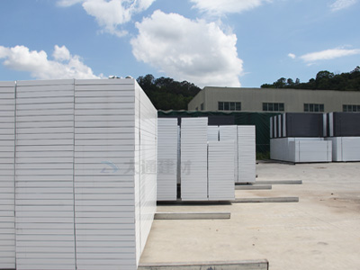 大通建材施工圍擋一般多少錢一米？批發(fā)有優(yōu)惠嗎？